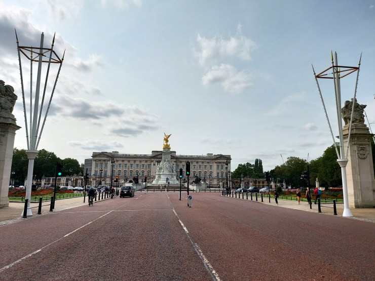 Buckingham Palace1